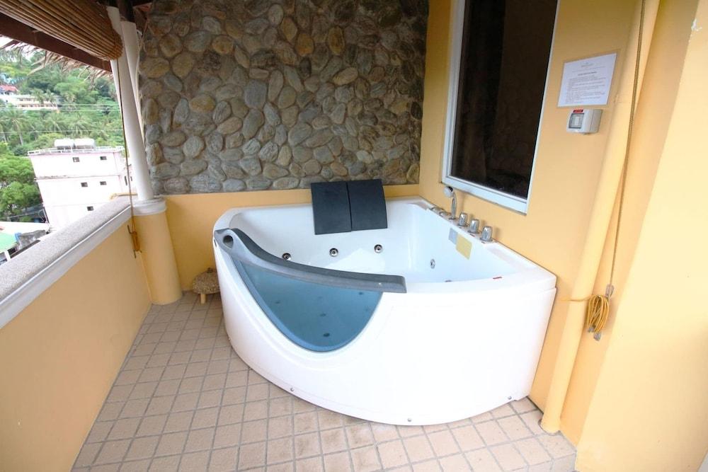 Mermaid Resort Puerto Galera Exteriör bild